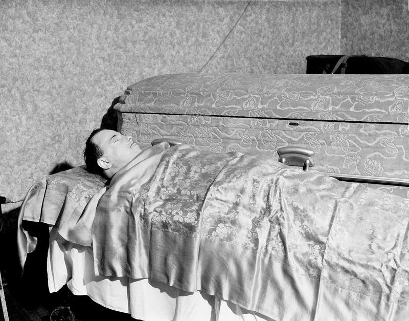 Dillinger’s body before burial in 1934
